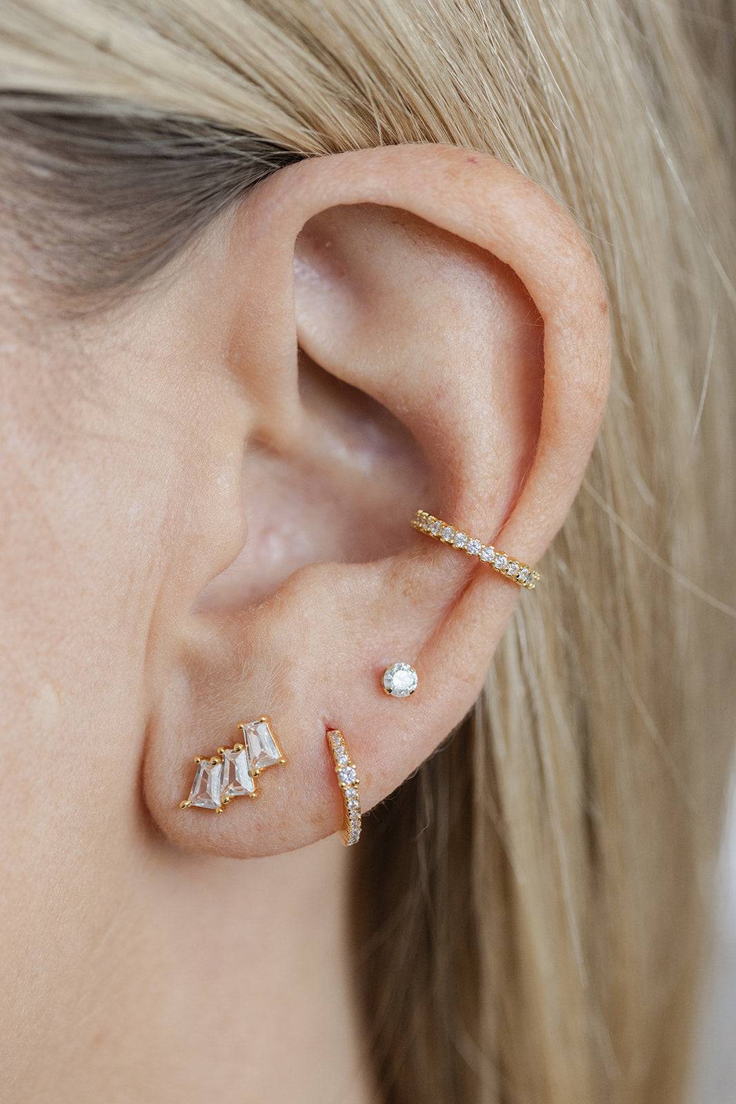 Dainty Crystal Huggies