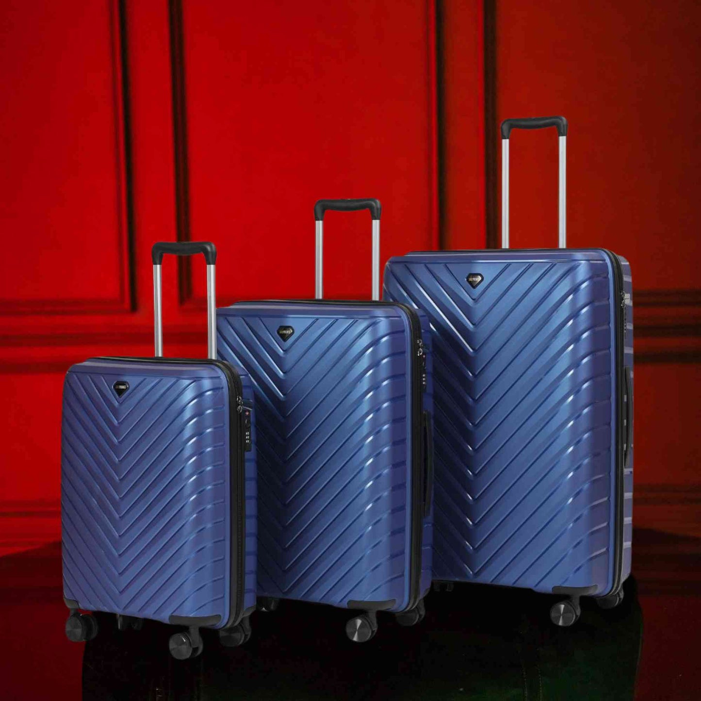 Blue Hardcase Roller Luggage Set (28', 24' and 20')